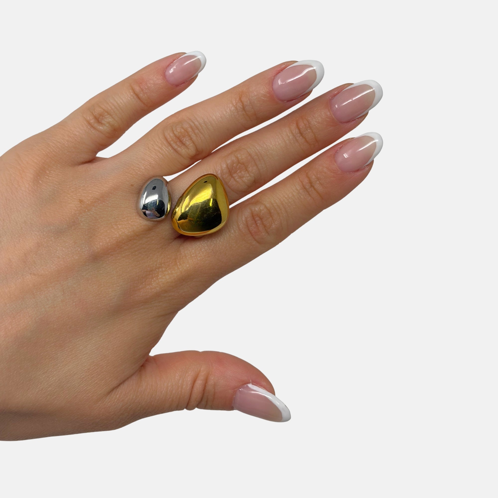 Anello Vanda